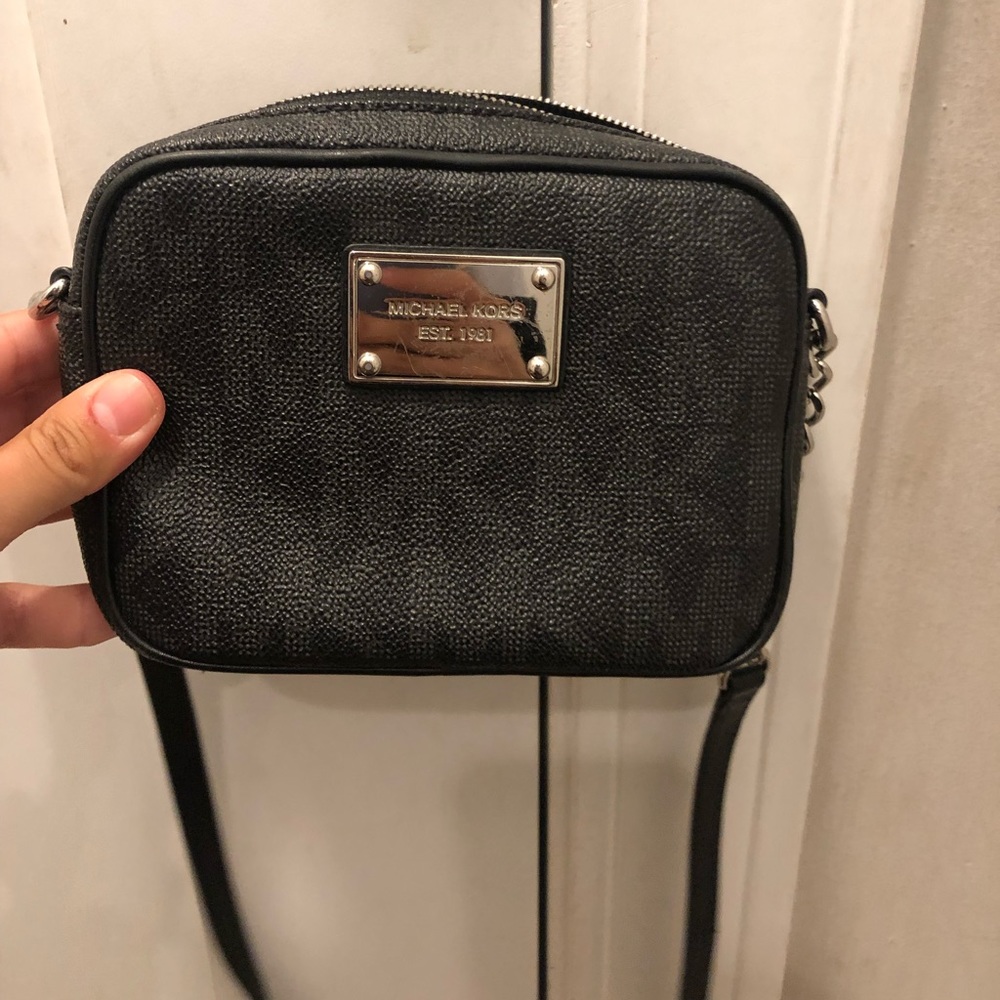 Black Michael Kors Purse! - Picture 1 of 5